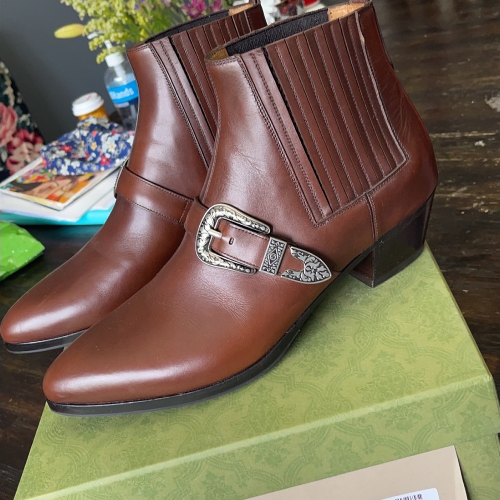 Gucci Buckle Quebec Calf